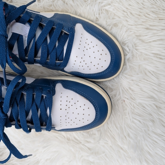 Women's Air Jordan 7 Mid Red Blue White Sneakers - Picture 4 of 7